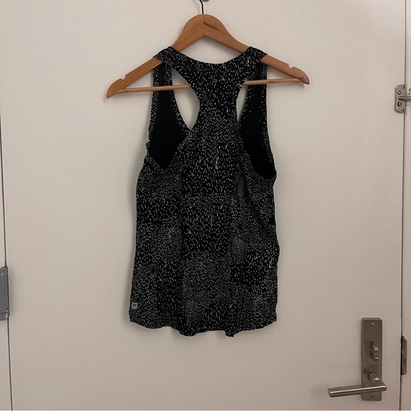 Fabletics Aventura Tank in Costellation Print - Picture 4 of 4